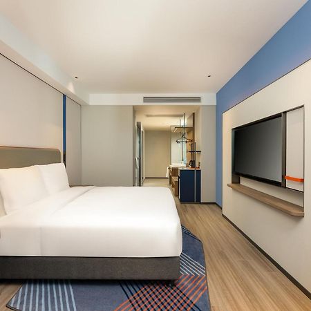 Holiday Inn Express Taizhou City Center By Ihg Bagian luar foto