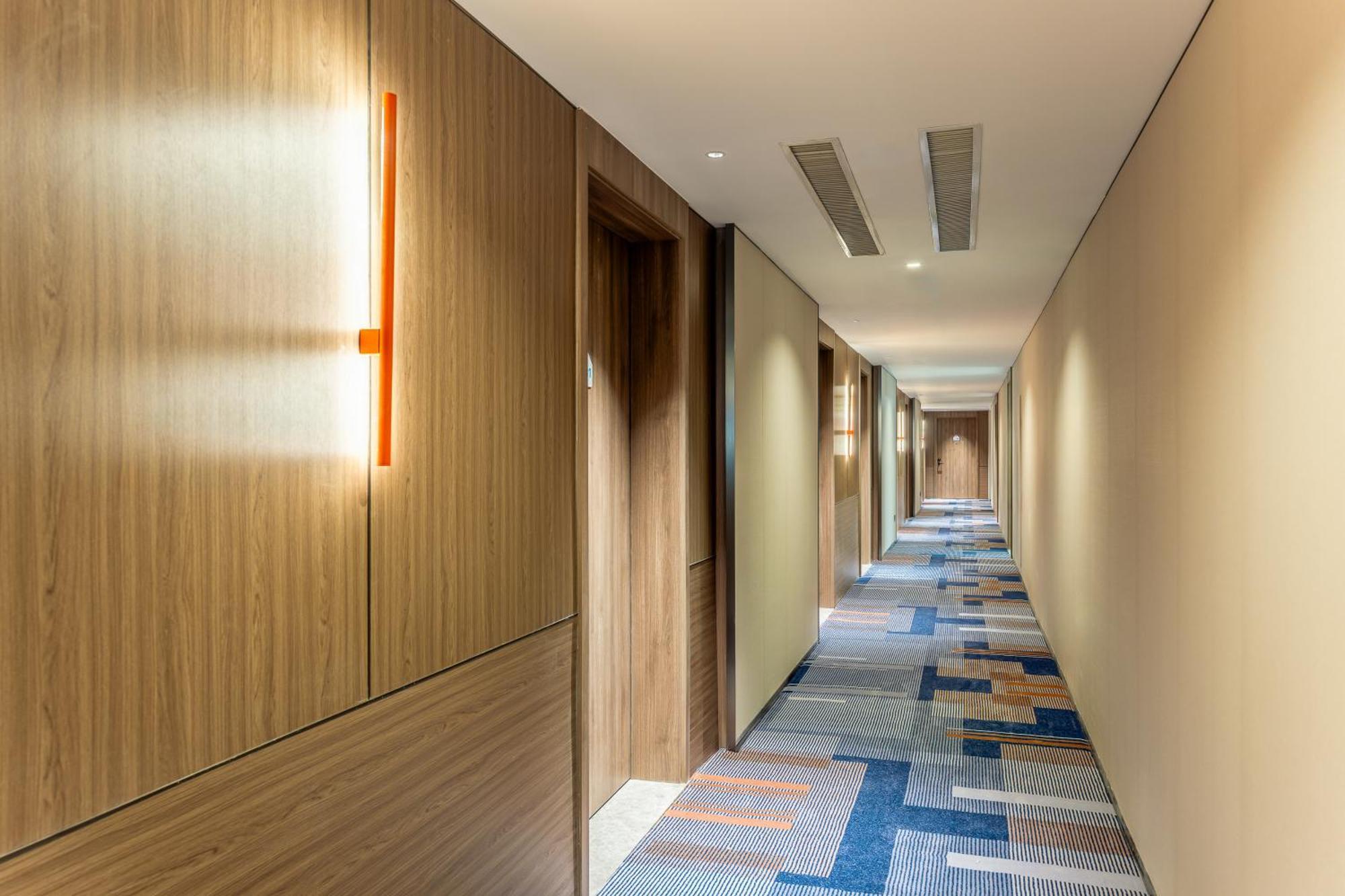 Holiday Inn Express Taizhou City Center By Ihg Bagian luar foto