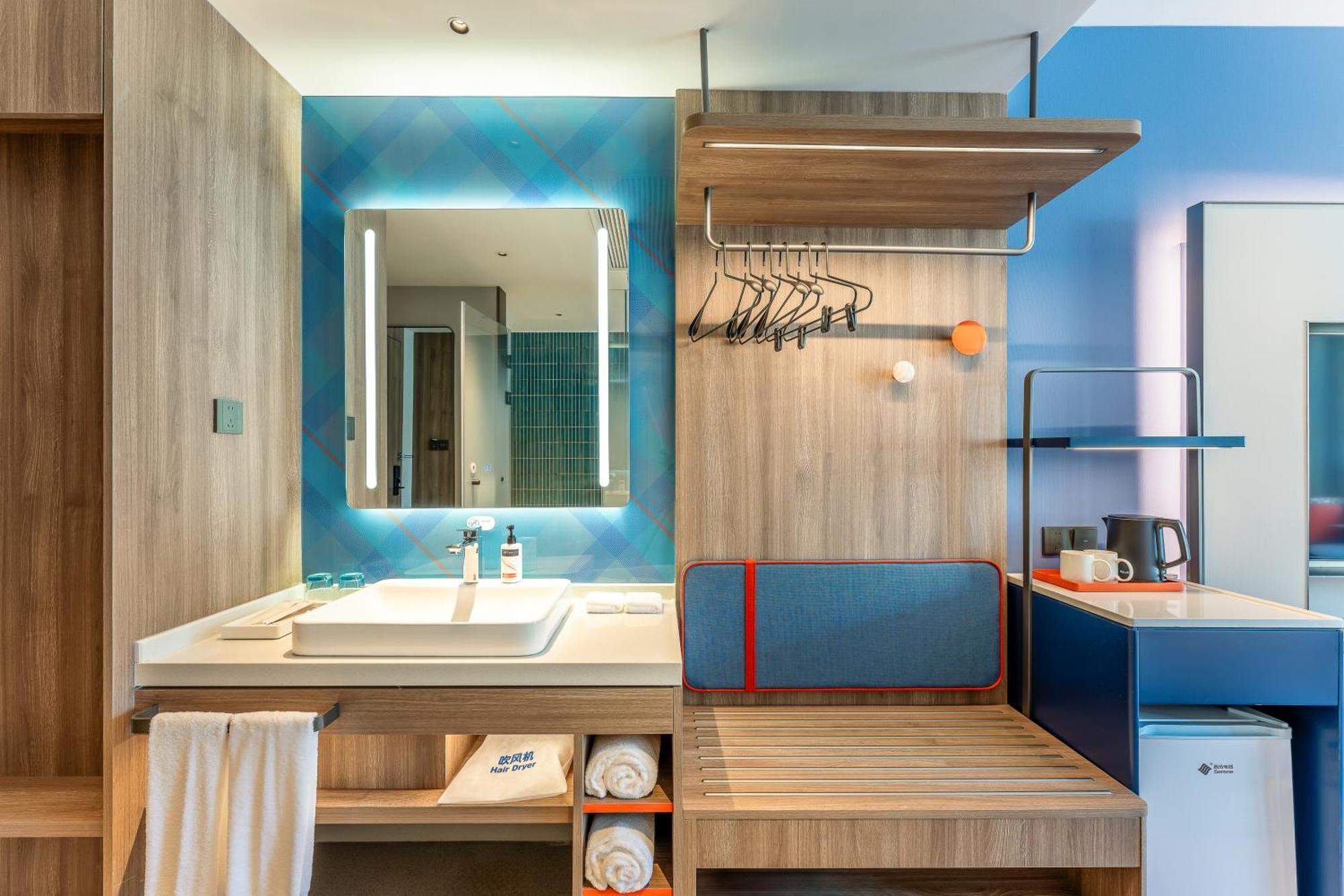 Holiday Inn Express Taizhou City Center By Ihg Bagian luar foto